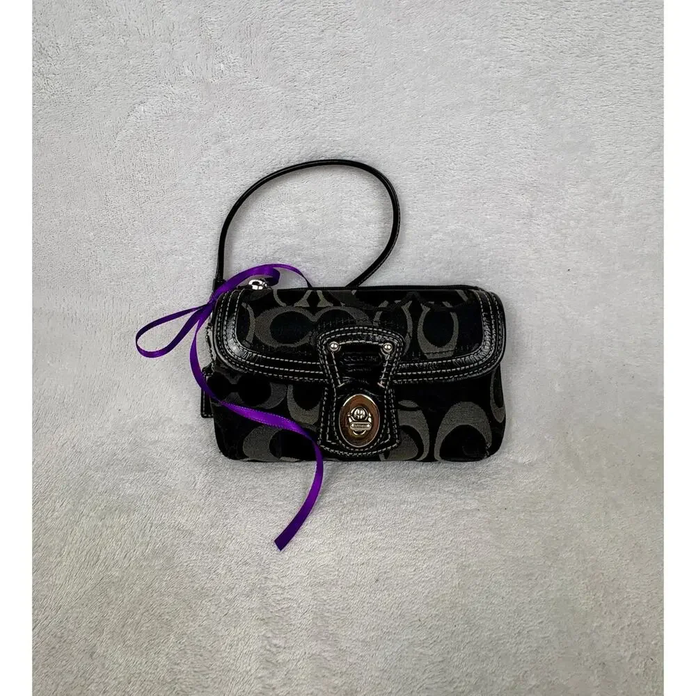 Vintage Y2K Coach Legacy Signature Turnlock Flap Wristlet in Black/Gray Jacquard